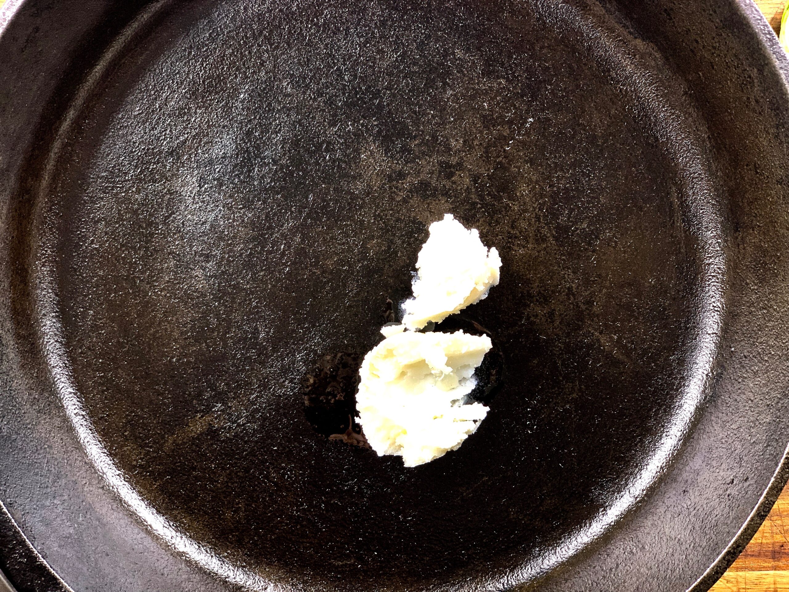 camel hump fat in cast iron skillet